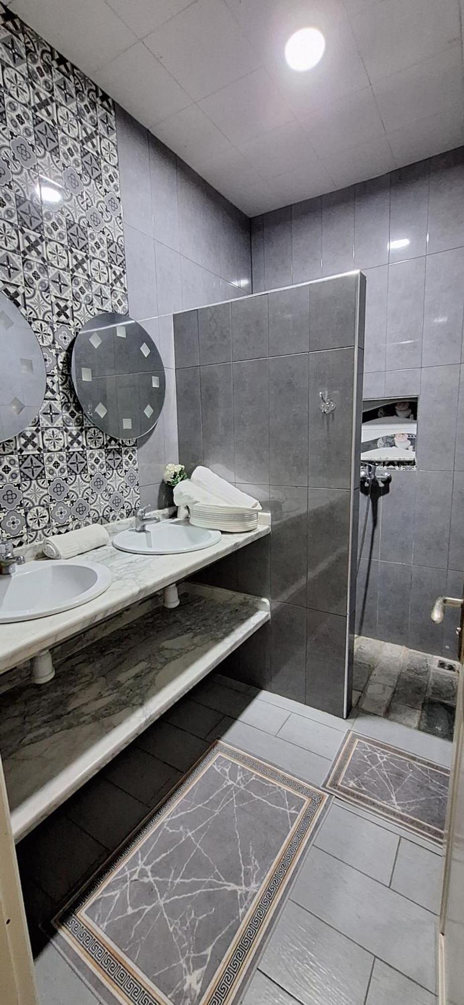 Super Cozy Apartment Лараш Екстериор снимка